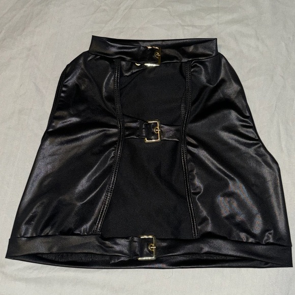 YANDY- Black matching faux leather crop top and panty - Picture 5 of 8